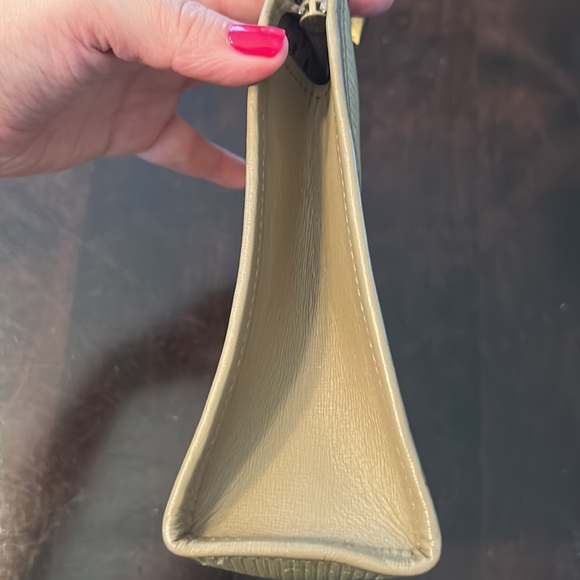 Authentic Yves Saint Laurent Clutch - Picture 4 of 13